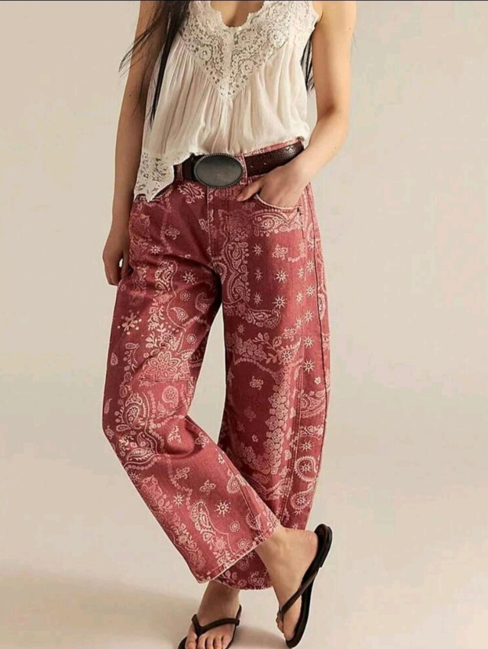 NWOT/ Red Paisley Print Denim Jeans, Wide-Leg And Relaxed Casual Pants Medium